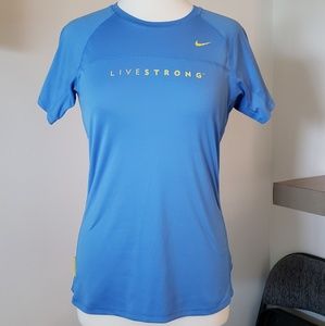 Nike livestrong dri-fit T size M